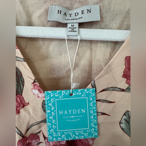 Hayden Floral Blouse – NWT – Women’s Size Medium - Picture 8 of 8